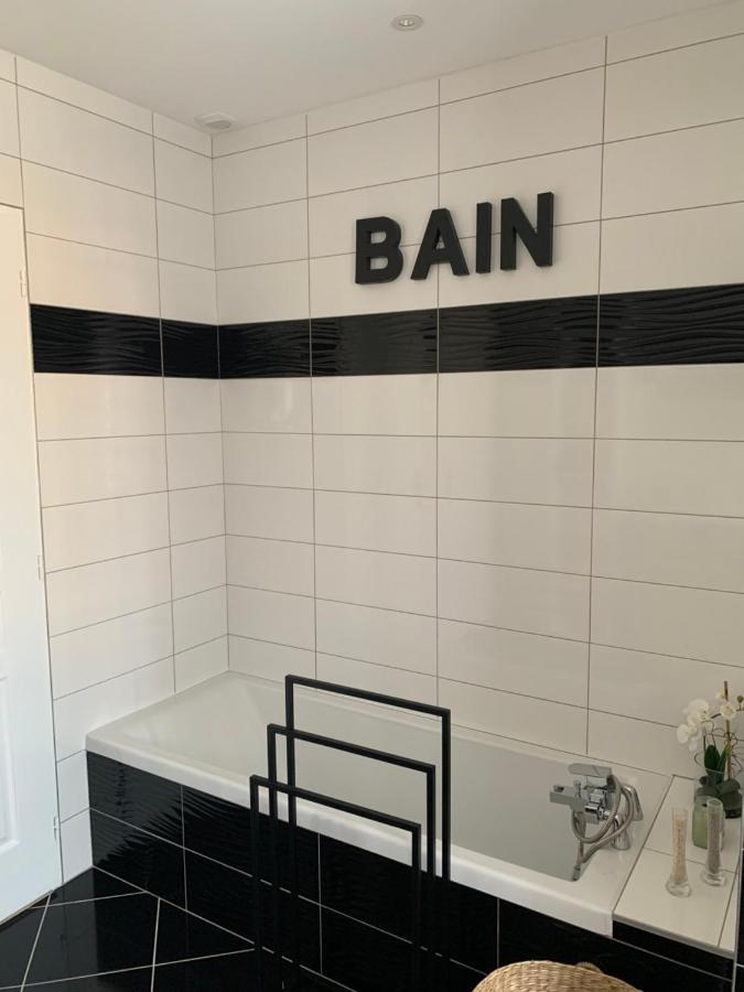 Chambre Independante Avec Piscine Jarnac Bagian luar foto